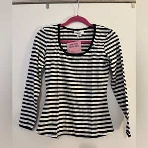 Vixen by Micheline Pitt Troublemaker top.